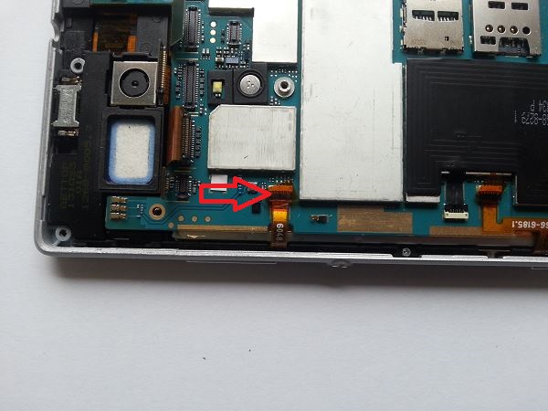 Guide de réparation Sony Xperia SP étape 11