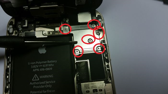 Cache connectique écran Démontage complet iPhone 6