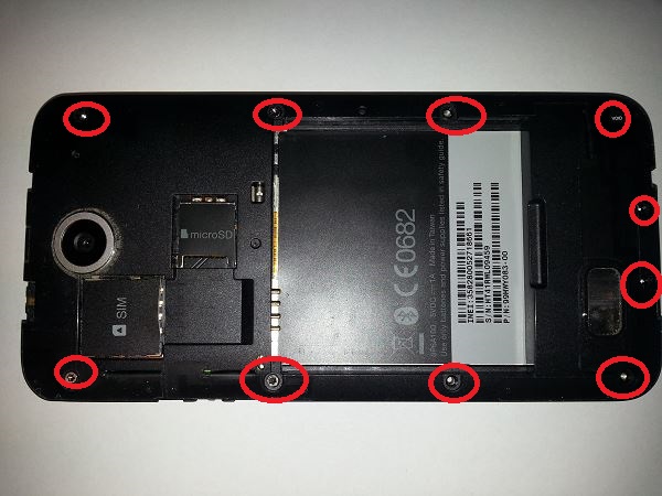 Guide de réparation HTC desire 300 étape 4