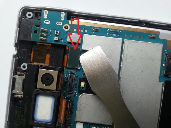 Guide de réparation Sony Xperia SP étape 10