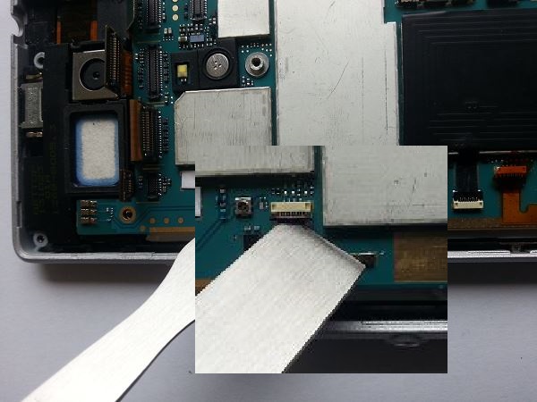 Guide de réparation Sony Xperia SP étape 12
