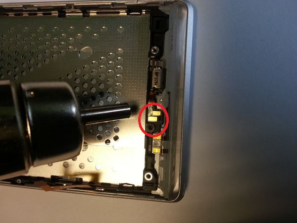 Guide de réparation Sony Xperia SP étape 22