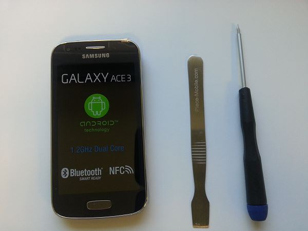 Guide de réparation Samsung Galaxy Ace S7275r étape 1