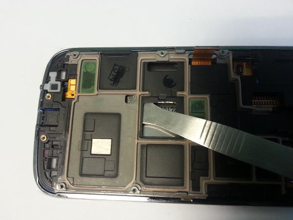 Guide de réparation Samsung Galaxy Ace 3 S7275 S7275r étape 22